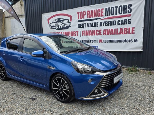 Toyota Aqua Hatchback, Petrol Hybrid, 2015, Blue