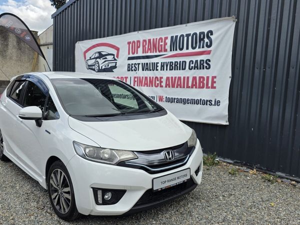 Honda Fit Hatchback, Petrol Hybrid, 2015, White