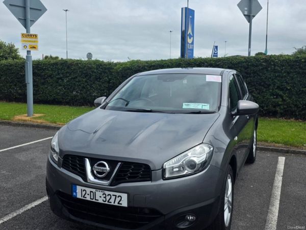 Nissan Qashqai Hatchback, Diesel, 2012, Grey