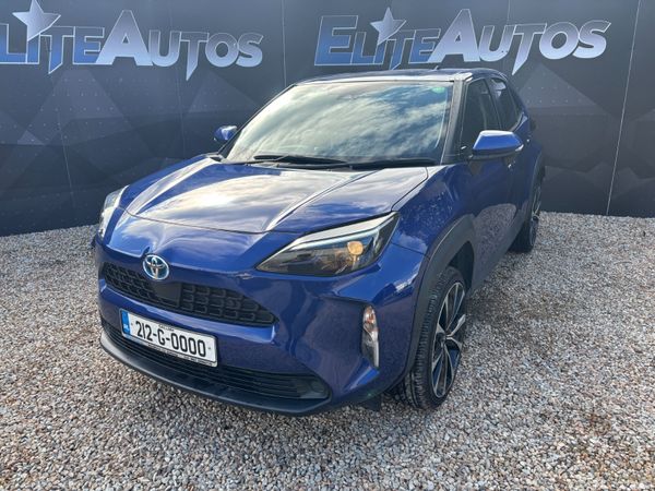 Toyota Yaris Cross Hatchback, Petrol Hybrid, 2021, Blue
