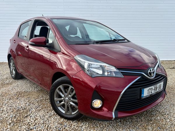 Toyota Yaris Hatchback, Petrol, 2017, Red