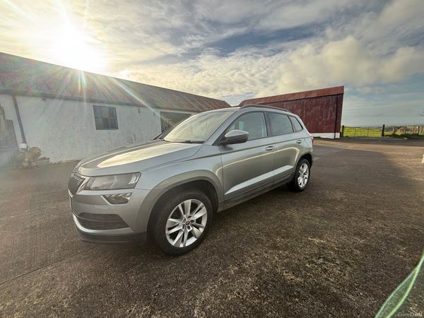 Skoda Karoq SUV, Diesel, 2019, Grey