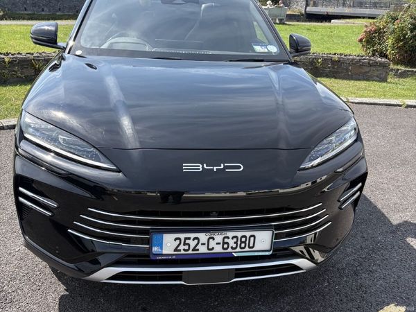 BYD SEAL U Hatchback, Petrol Plug-in Hybrid, 2025, Black