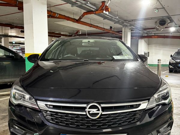 Opel Astra Hatchback, Petrol, 2018, Blue