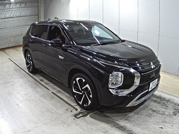 Mitsubishi Outlander MPV, Petrol Plug-in Hybrid, 2024, Black