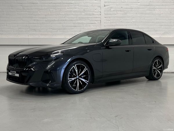 BMW 5-Series Saloon, Petrol Plug-in Hybrid, 2026, Grey