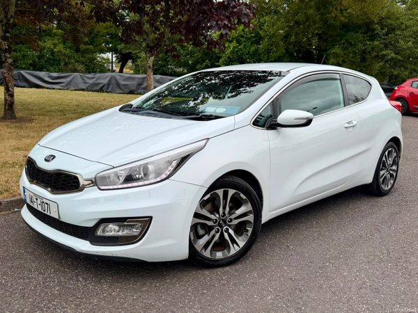 Kia Ceed Hatchback, Diesel, 2014, White