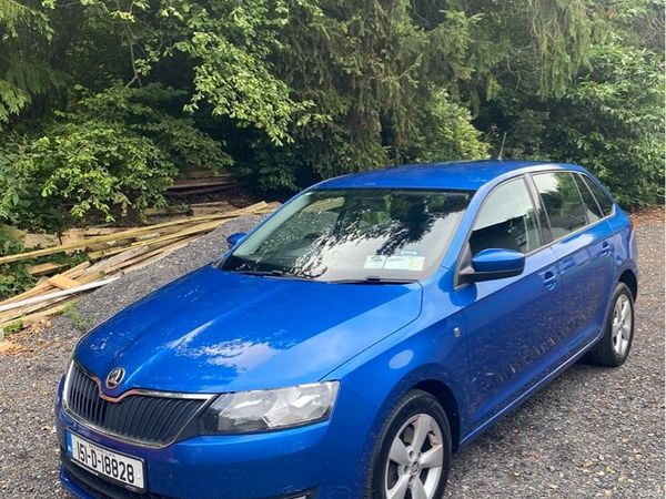 Skoda Rapid Hatchback, Diesel, 2015, Blue