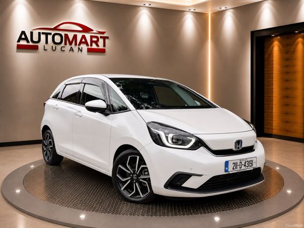 Honda Fit Hatchback, Petrol Hybrid, 2021, White
