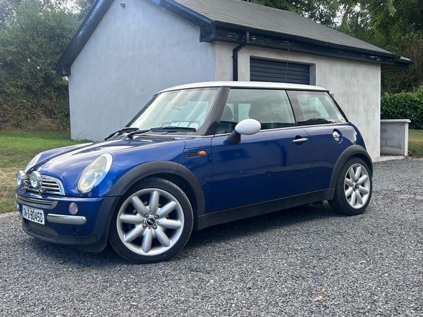 Mini Cooper Hatchback, Petrol, 2004, Blue