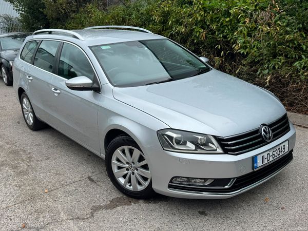 Volkswagen Passat Estate, Petrol, 2011, Silver