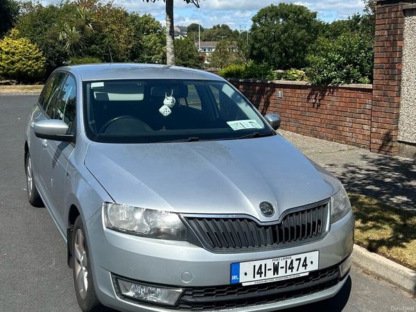 Skoda Rapid Hatchback, Petrol, 2014, Silver