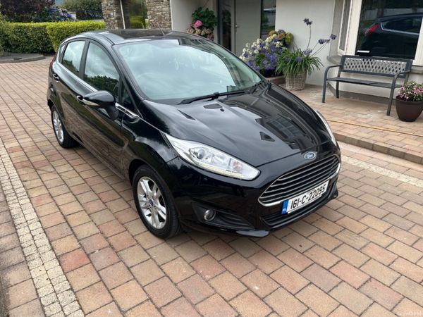 Ford Fiesta Hatchback, Petrol, 2016, Black