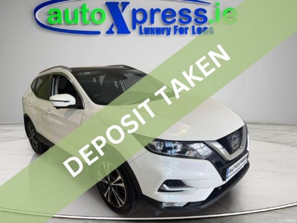 Nissan Qashqai MPV, Petrol, 2018, White