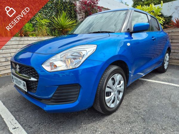 Suzuki Swift Hatchback, Petrol, 2023, Blue