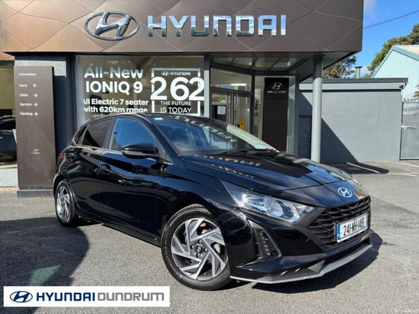 Hyundai i20 Hatchback, Petrol, 2024, Black