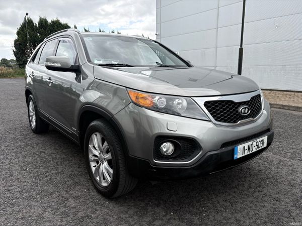 Kia Sorento SUV, Diesel, 2011, Grey