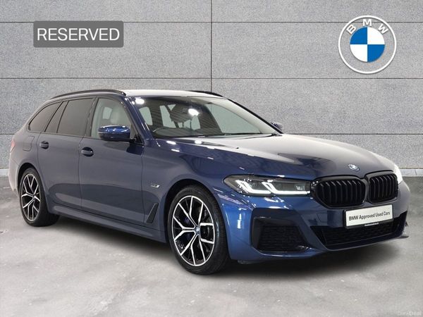 BMW 5-Series Estate, Petrol Plug-in Hybrid, 2023, Blue