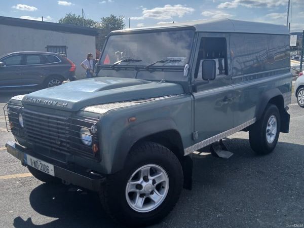 Land Rover Defender SUV, Diesel, 2011, Green