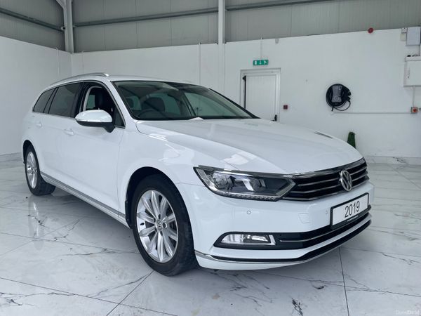 Volkswagen Passat Estate, Diesel, 2019, White