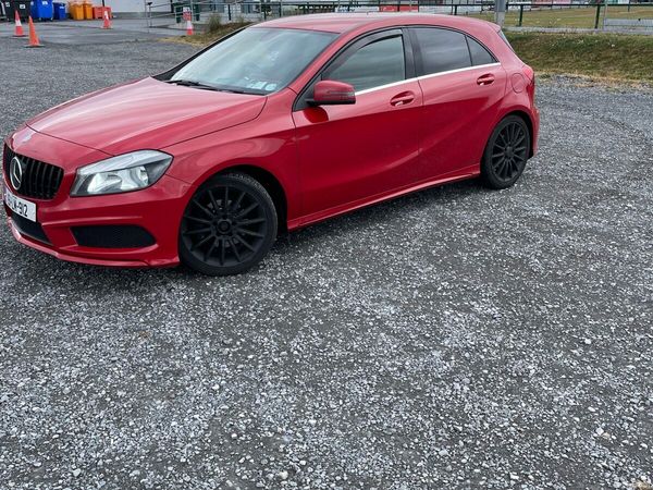 Mercedes-Benz A-Class Hatchback, Diesel, 2015, Red