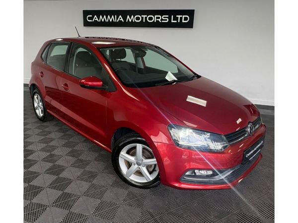 Volkswagen Polo Hatchback, Petrol, 2015, Red