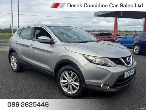 Nissan Qashqai MPV, Petrol, 2015, Silver