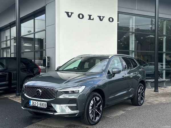Volvo XC60 SUV, Petrol Plug-in Hybrid, 2026, Green