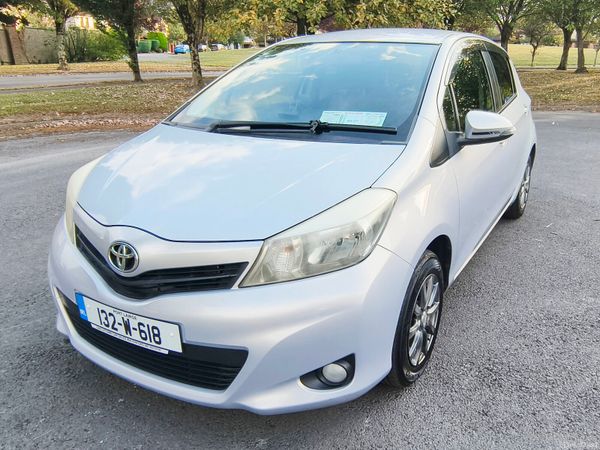 Toyota Vitz Hatchback, Petrol, 2013, Silver