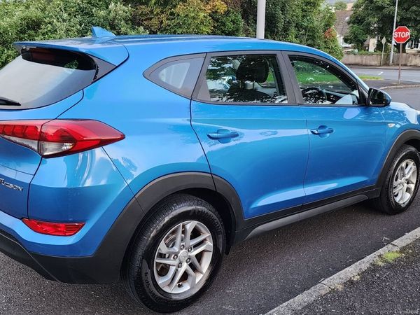 Hyundai Tucson SUV, Diesel, 2017, Blue