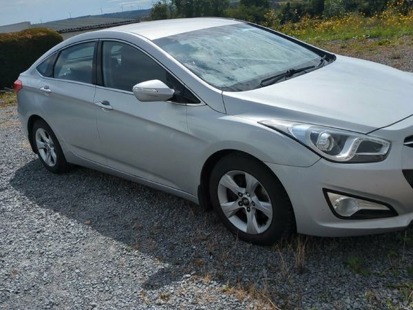 Hyundai i40 Saloon, Diesel, 2012, Silver
