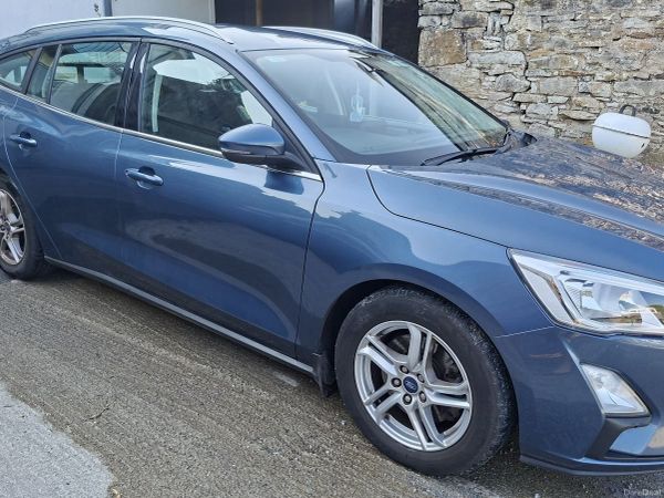 Ford Focus Estate, Petrol, 2019, Blue