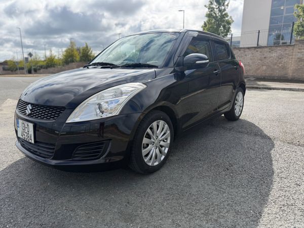 Suzuki Swift Hatchback, Petrol, 2013, Black