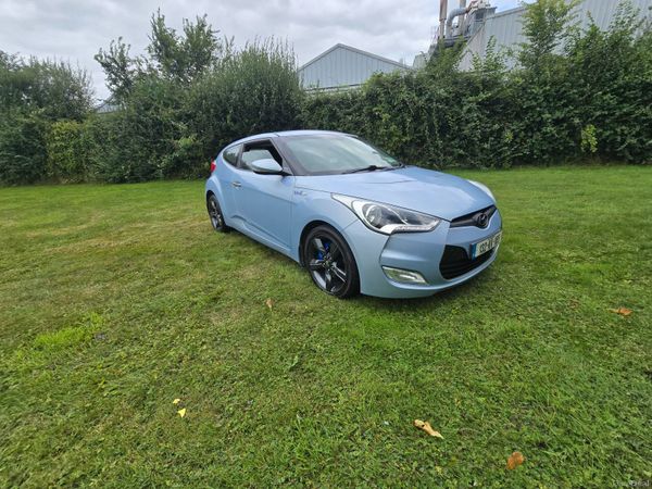 Hyundai Veloster Hatchback, Petrol, 2013, Blue