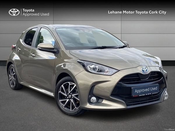 Toyota Yaris Hatchback, Petrol Hybrid, 2023, Bronze
