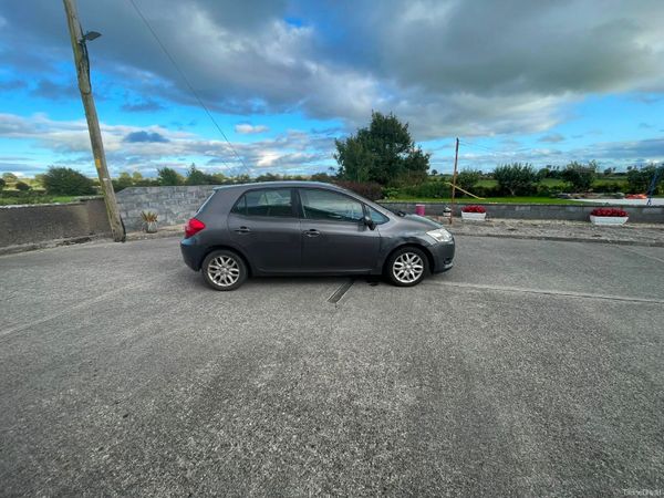 Toyota Auris Hatchback, Diesel, 2008, Grey
