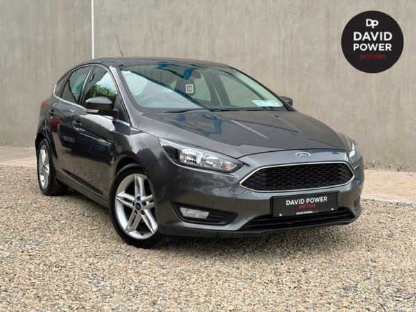 Ford Focus Hatchback, Diesel, 2015, Grey