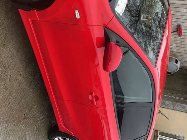 Hyundai i30 Hatchback, Diesel, 2011, Red