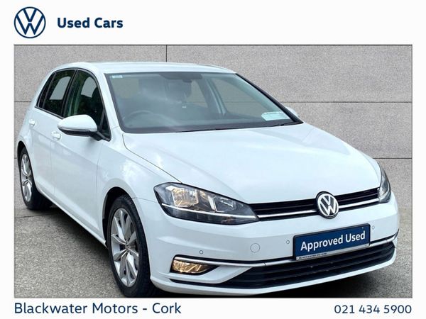 Volkswagen Golf Hatchback, Petrol, 2017, White