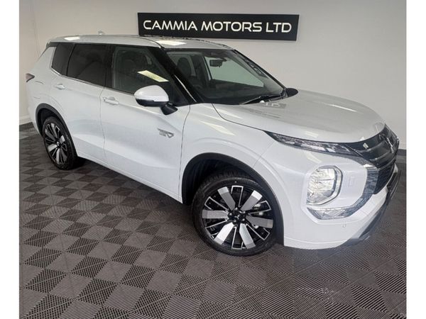 Mitsubishi Outlander SUV, Petrol Plug-in Hybrid, 2024, White