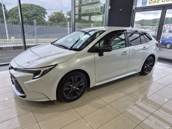 Toyota Corolla Estate, Petrol Hybrid, 2023, White