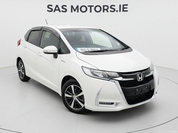 Honda Fit Hatchback, Petrol Hybrid, 2018, White