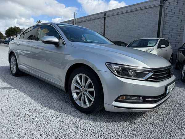 Volkswagen Passat Saloon, Diesel, 2019, Grey
