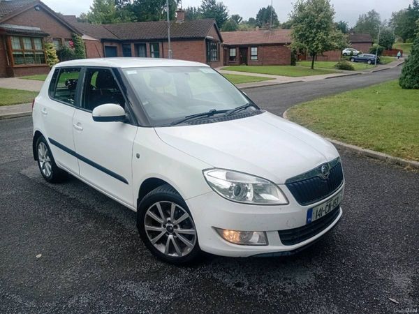 Skoda Fabia Hatchback, Petrol, 2014, White