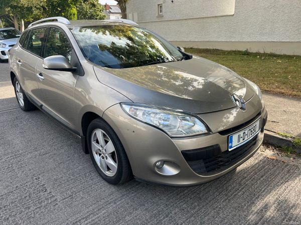 Renault Megane Estate, Diesel, 2011, Gold