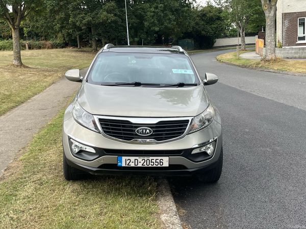 Kia Sportage SUV, Diesel, 2012, Silver