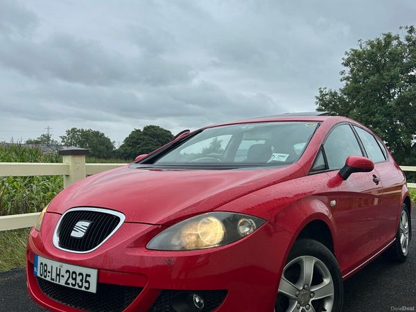 SEAT Leon Hatchback, Petrol, 2008, Red