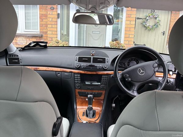 Mercedes-Benz E-Class Saloon, Petrol, 2007, Black