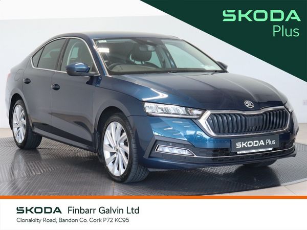 Skoda Octavia Saloon, Diesel, 2023, Blue