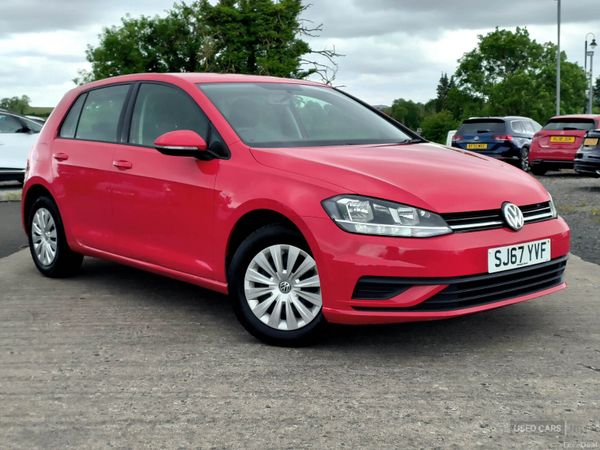 Volkswagen Golf Hatchback, Petrol, 2017, Red
